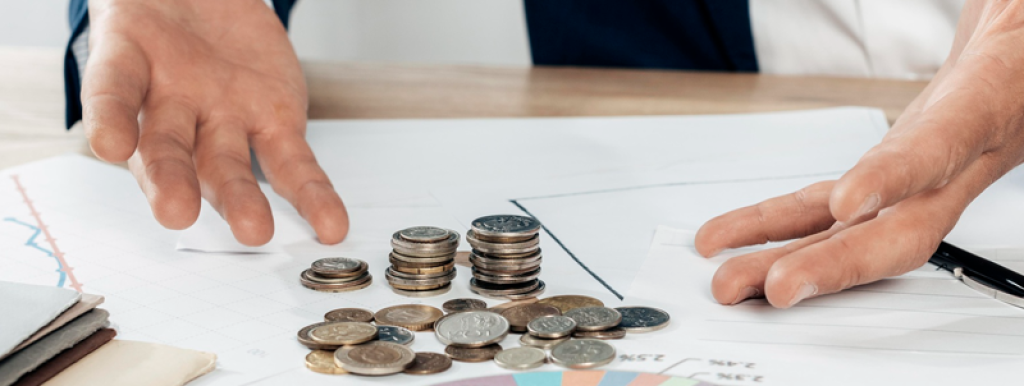 representante-comercial-analisando-suas-financas